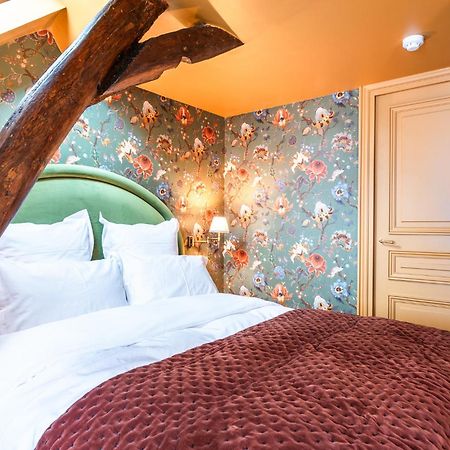 Maison La Boheme Montmartre - Studios & Apartments Париж Екстериор снимка