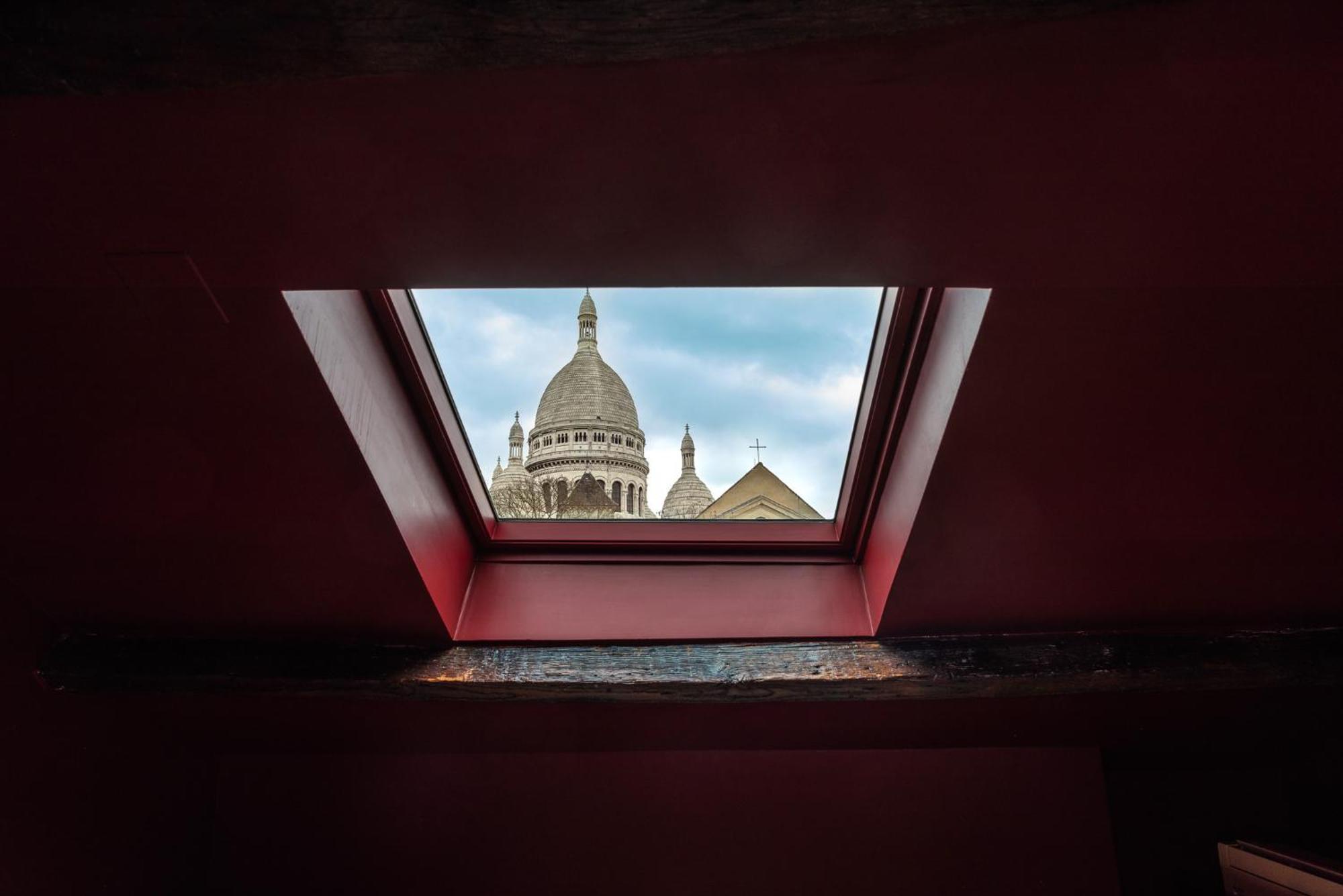 Maison La Boheme Montmartre - Studios & Apartments Париж Екстериор снимка