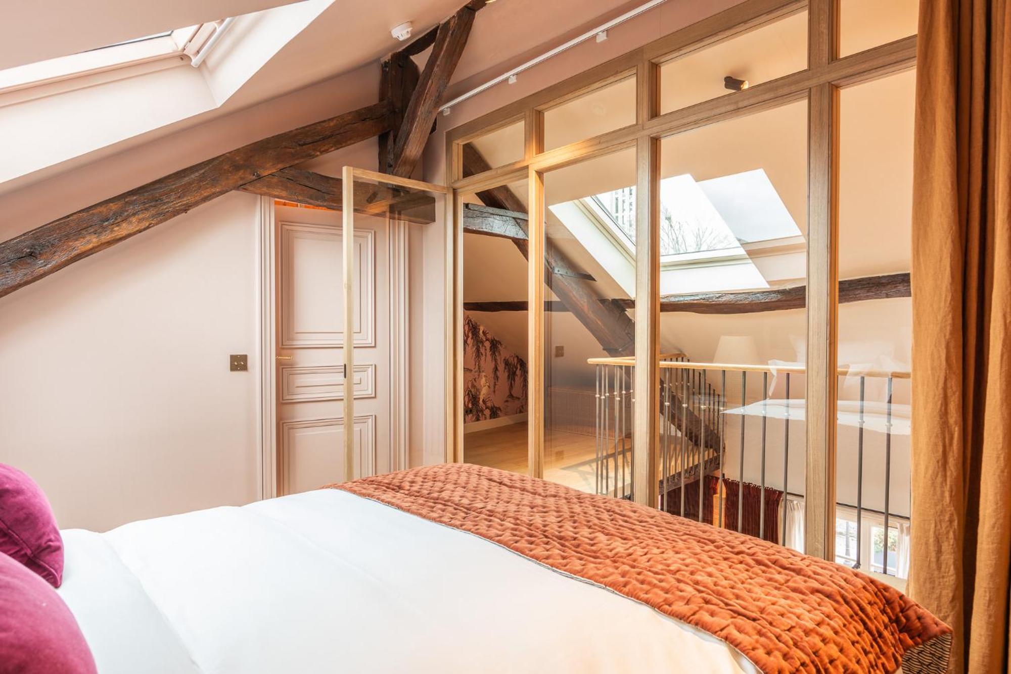 Maison La Boheme Montmartre - Studios & Apartments Париж Екстериор снимка