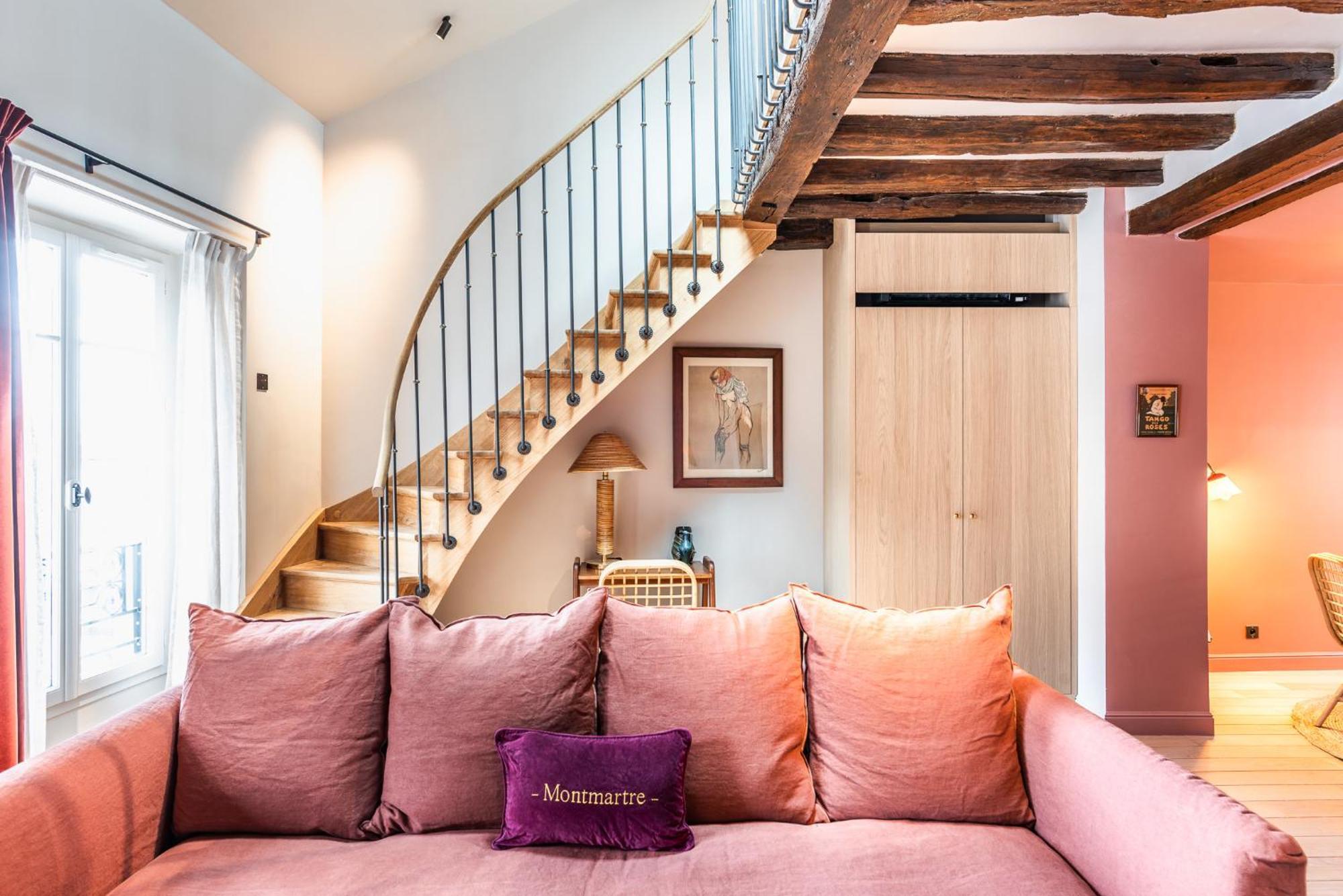 Maison La Boheme Montmartre - Studios & Apartments Париж Екстериор снимка