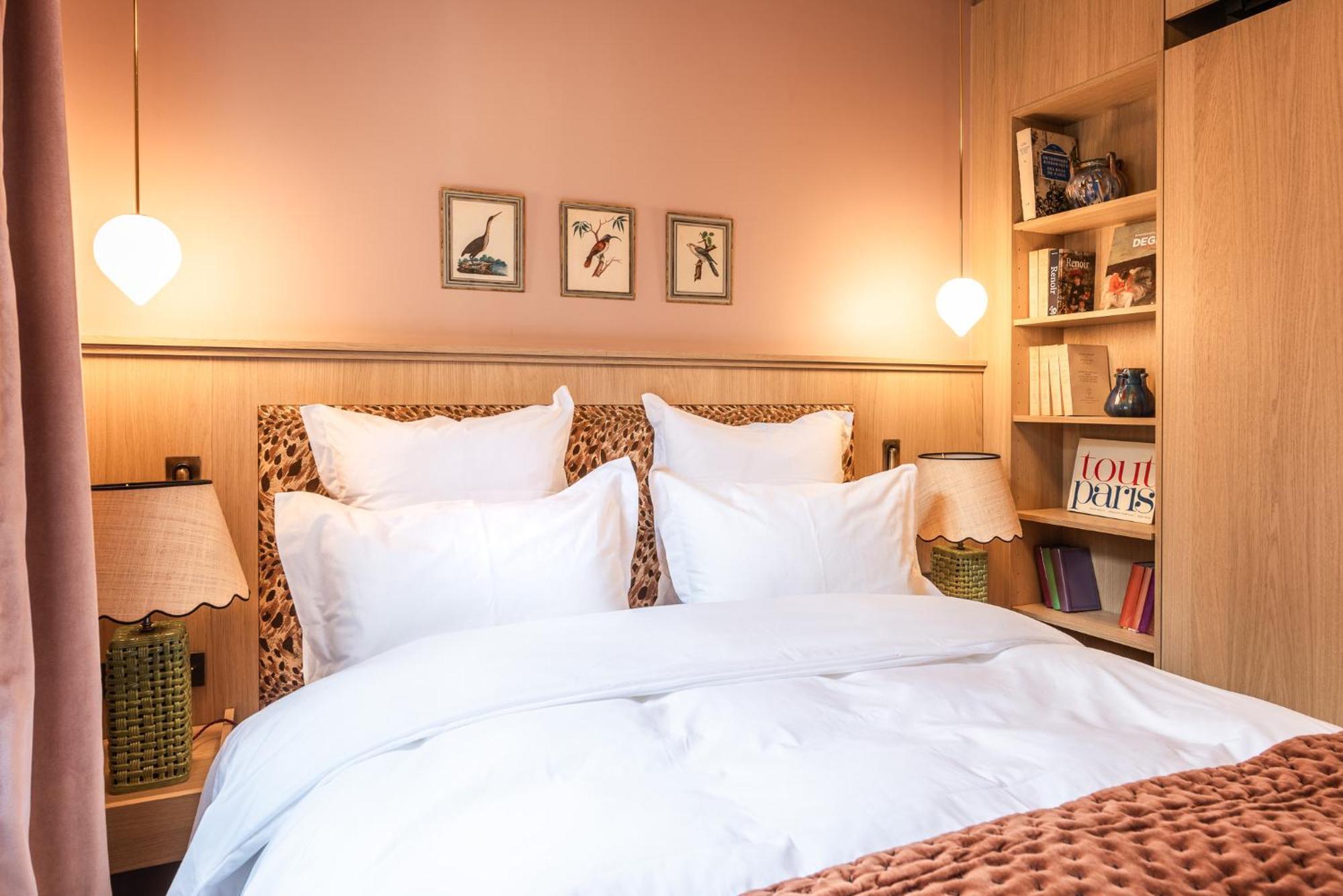 Maison La Boheme Montmartre - Studios & Apartments Париж Екстериор снимка