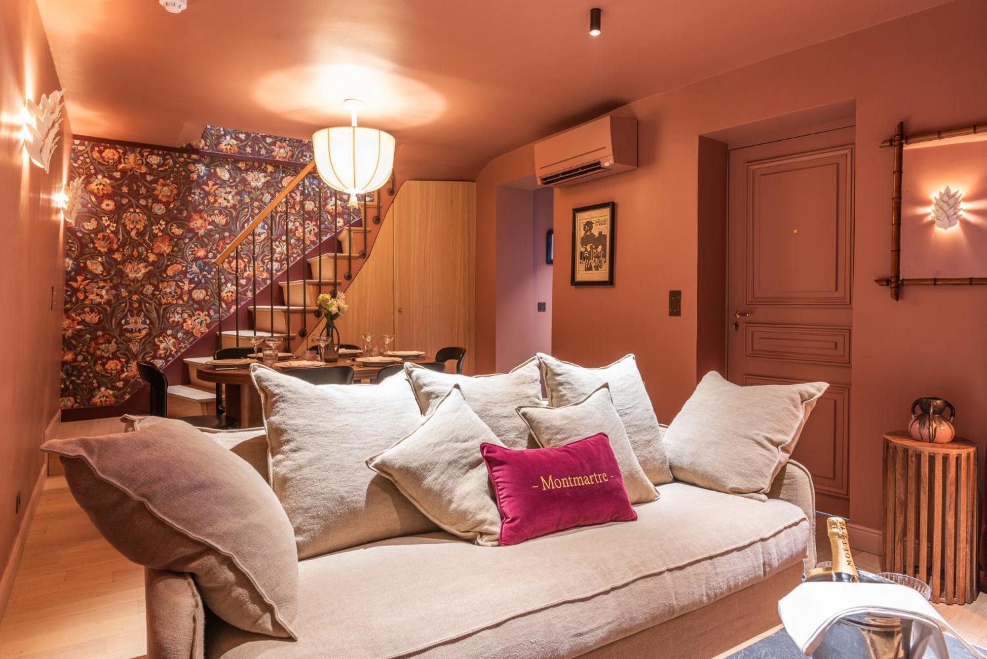 Maison La Boheme Montmartre - Studios & Apartments Париж Екстериор снимка