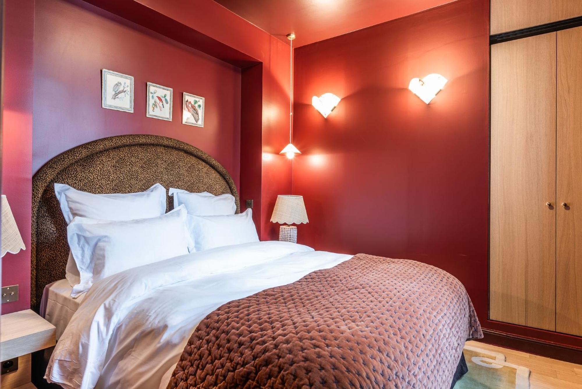 Maison La Boheme Montmartre - Studios & Apartments Париж Екстериор снимка