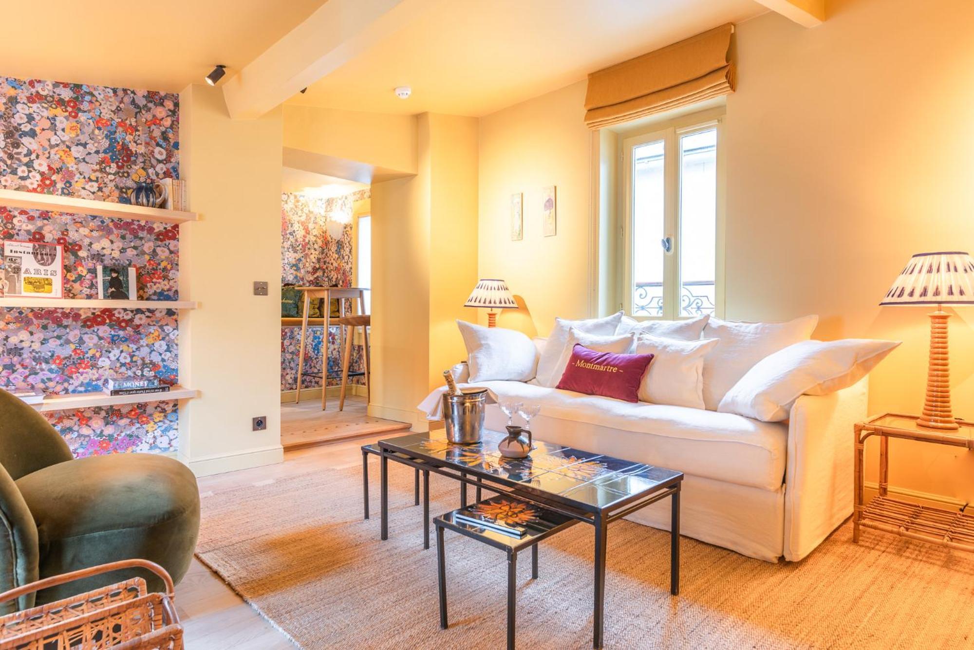 Maison La Boheme Montmartre - Studios & Apartments Париж Екстериор снимка