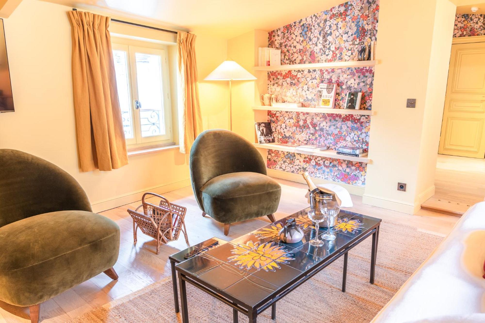 Maison La Boheme Montmartre - Studios & Apartments Париж Екстериор снимка